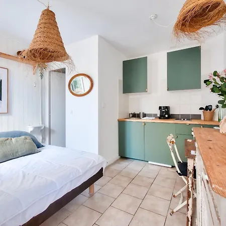 La 24 - Avec Terrasse A 100m Du Port De Lejlighed