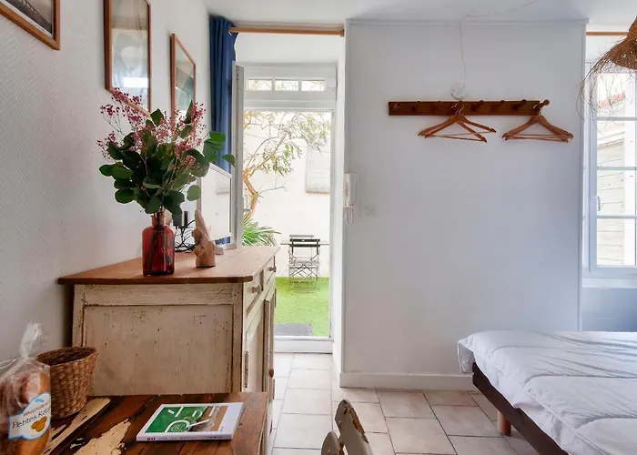 La 24 - Avec Terrasse à 100m Du Port De Saint-martin-de-ré * Saint-Martin-de-Ré