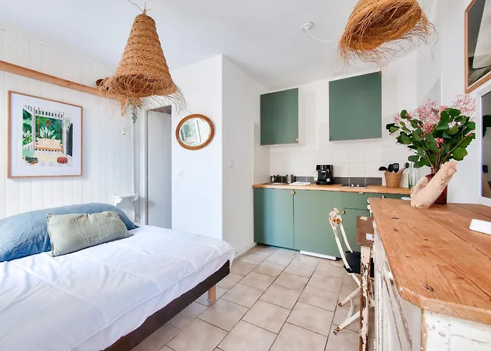 La 24 - Avec Terrasse à 100m Du Port De Saint-martin-de-ré Apartamento