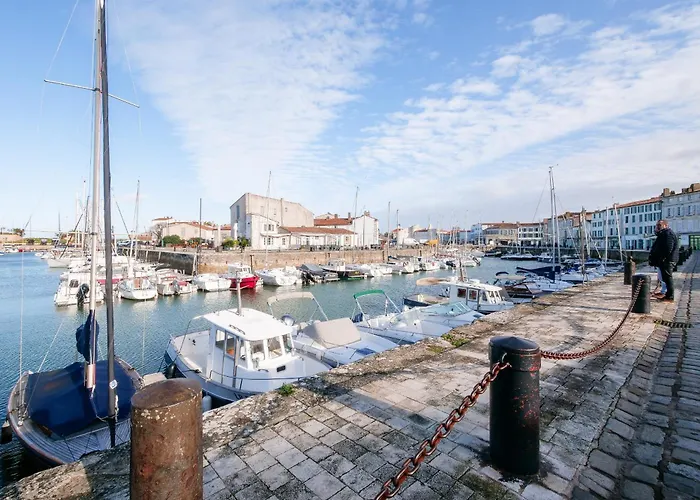 La 24 - Avec Terrasse à 100m Du Port De Saint-martin-de-ré Apartamento